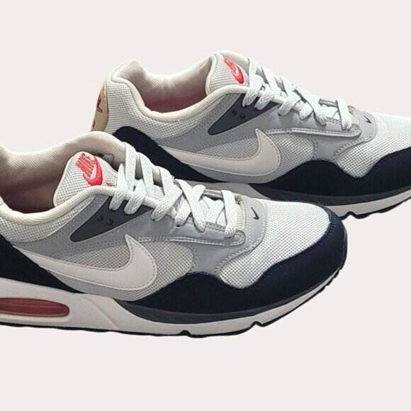 Nike Air (SKU #2100) - Picture 6 of 10